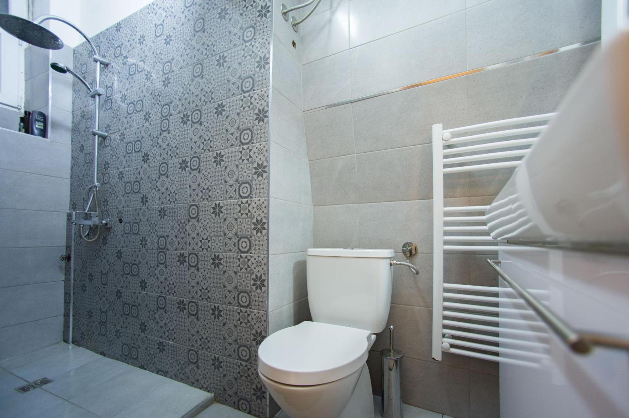 Central Charm Modern 2Br Apt-Free Parking Near ベオグラード エクステリア 写真