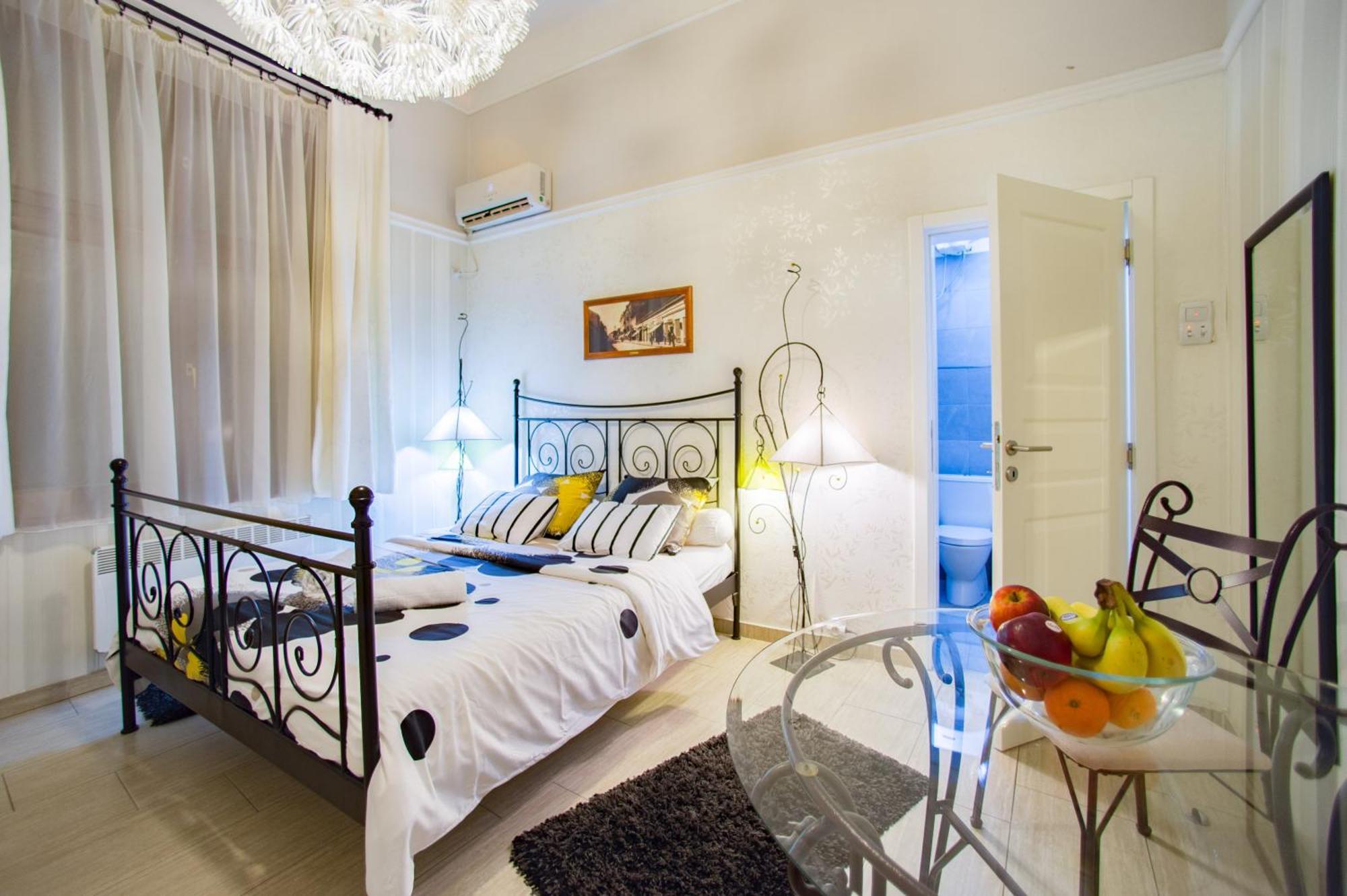 Central Charm Modern 2Br Apt-Free Parking Near ベオグラード エクステリア 写真