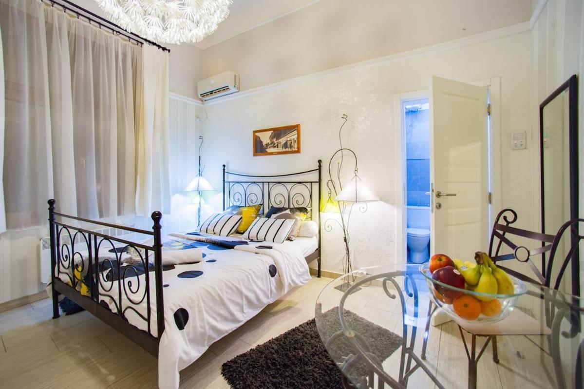 Central Charm Modern 2Br Apt-Free Parking Near ベオグラード エクステリア 写真